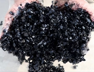 阿克塞沥青冷补料（沥青砂）的优势特点与施工流程解析